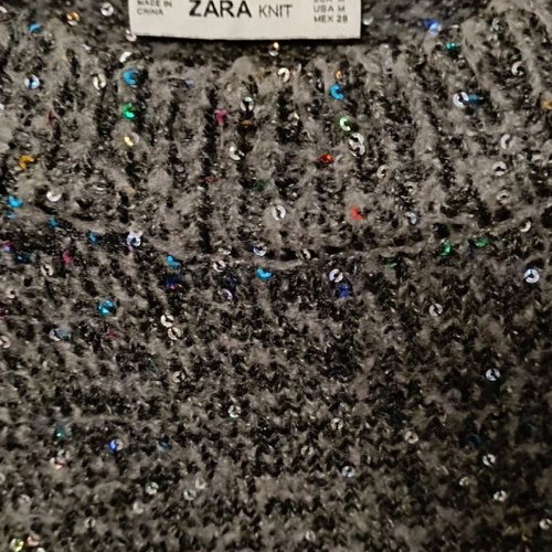 Zara olive pullover used with wide sleeves