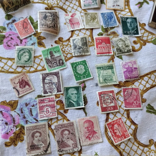 Mega collection of 400+ vintage stamps in authentic retro Elza box, used