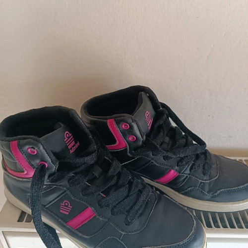 Admiral No 39 Athletic Boots like new, black and pink