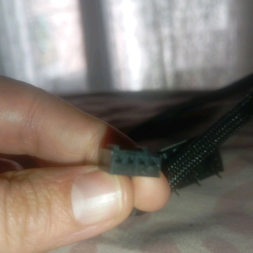Fan hub 4-pin 4-port distributor new