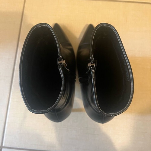 Migato black ankle boots like new with zipper, heel 10 cm, size 38