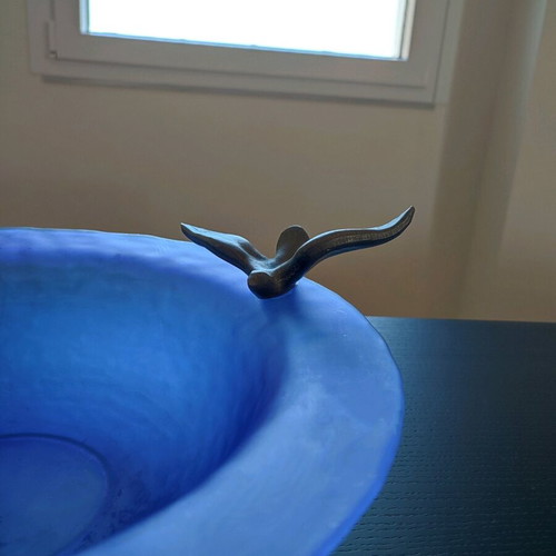 Decorative glass platter like new, blue royal with metal bird figure