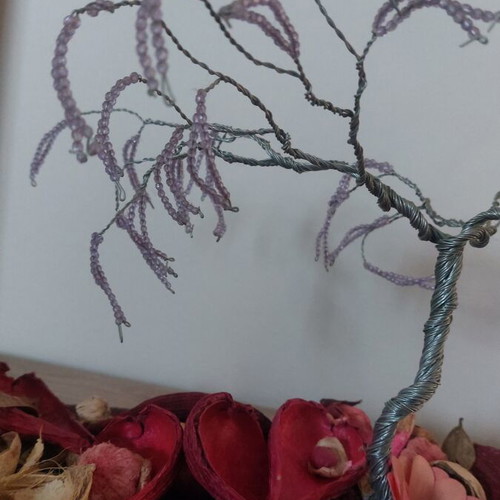 Decorative tree with wire and purple beads on wooden leaf new