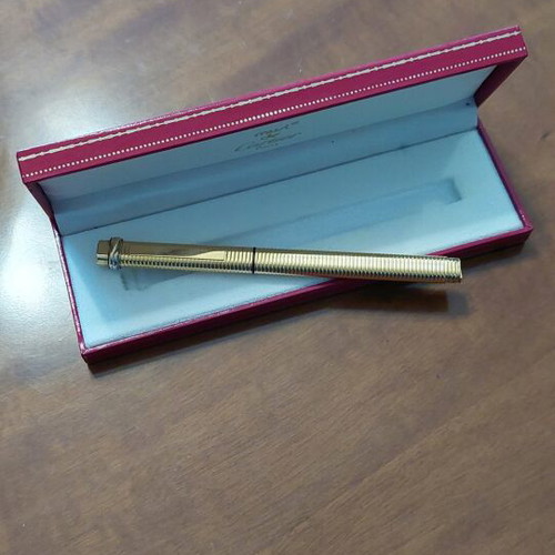 Must de Cartier gold plated ballpoint pen used with original box