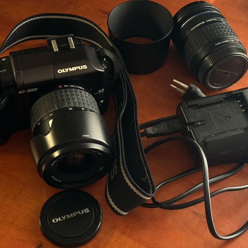 Olympus E-300 DSLR used with Zuiko Digital 14-45mm and 40-150mm lenses