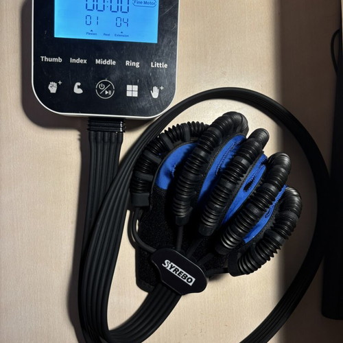 Syrebo SY-HRC12 Hand Rehabilitation System like new with Data Glove DG12