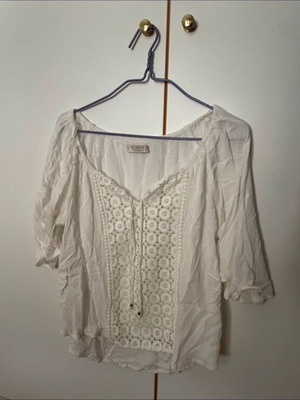 Vintage Pull & Bear blouse like new, white