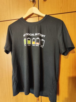 Shein T-shirt black with logo like new, size L