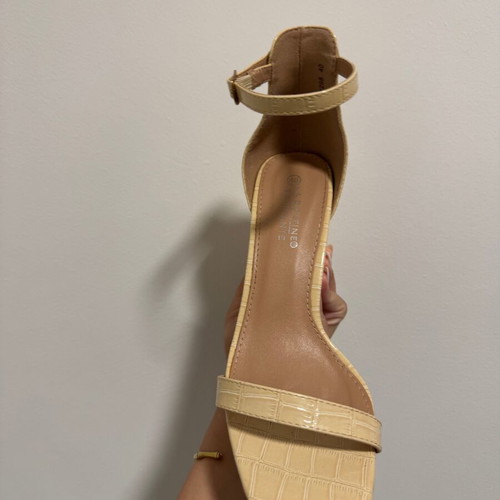 La Bottine Souriante summer shoe beige croco No40 like new, lightweight