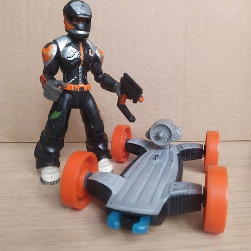 A.T.O.M. Turbo Board Axel figure 16 cm like new