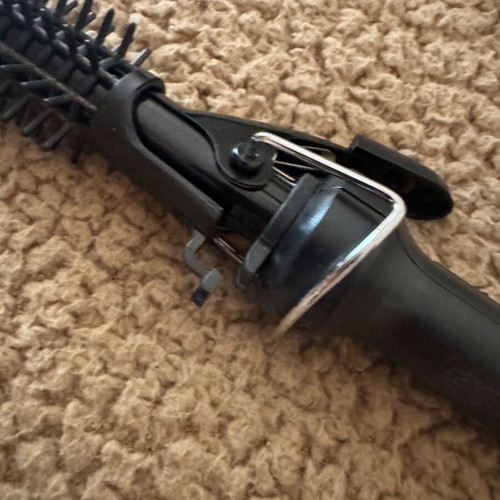 Babyliss Electric Hair Brush for Straightening and Curls like new