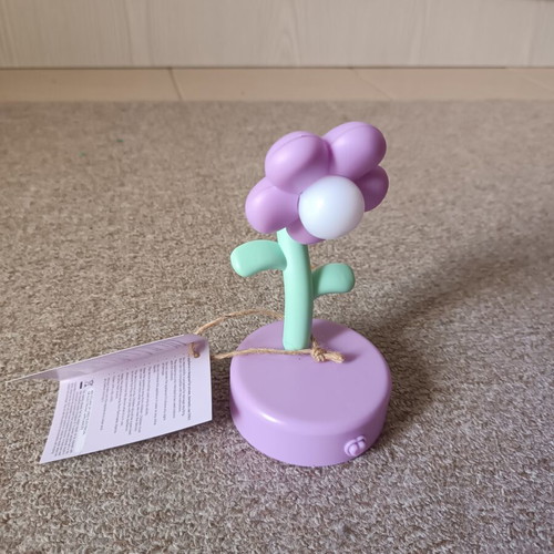 Flower table lamp new with warm light