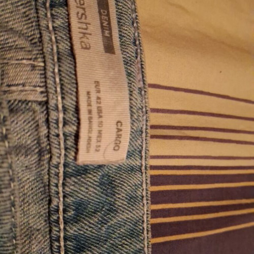 Bershka cargo pants, size 42, blue