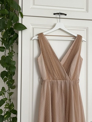 BSB Collection dress with belt like new, beige and pink