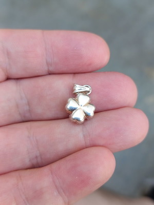 Silver discreet cross 925