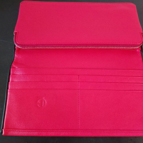 Leather wallet, like new, red