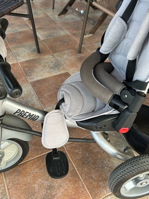 KikkaBoo Premio Tricycle 18M+ like new, grey with parent handle and storage