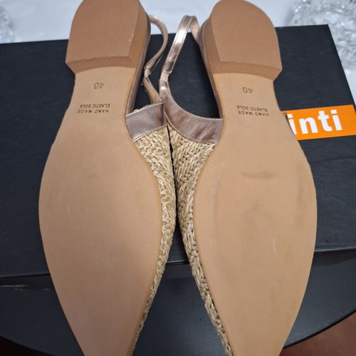 Labrini Slingback flats size 40 like new, beige straw weave