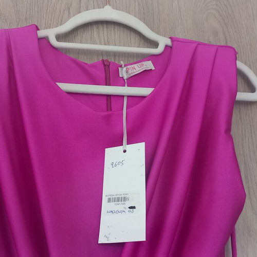 Pin-up fitted dress magenta new with waist cutouts