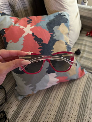 Dolce & Gabbana sunglasses like new with pink detail and transparent arm