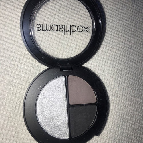 Smashbox Trio Eyeshadow Punked like new