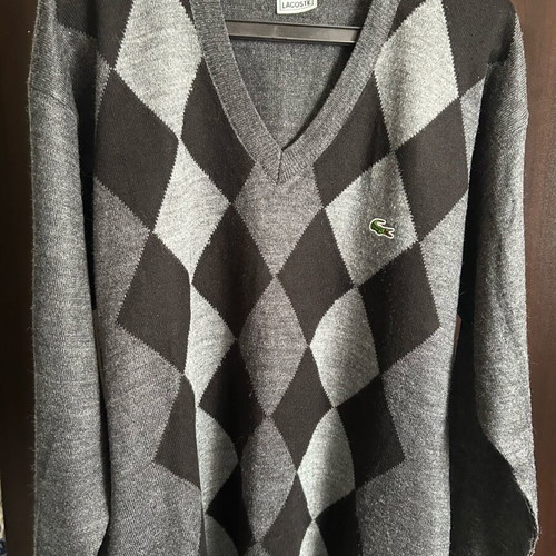Lacoste men's V neck sweater large like new, black and gray