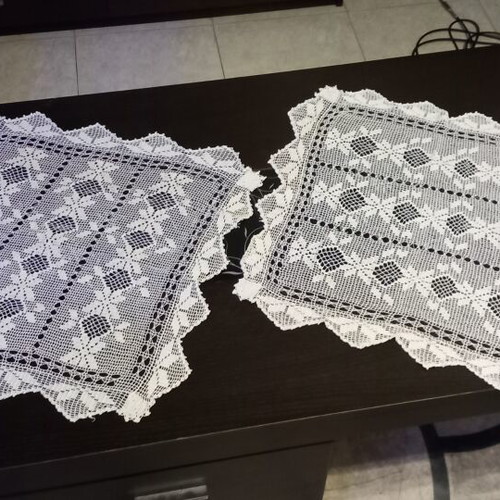 Handmade crochet table linens set of 2 like new