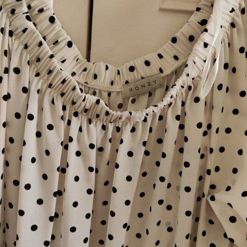 Honey polka dot blouse dress like new, sizes Small to 4XL, black-white
