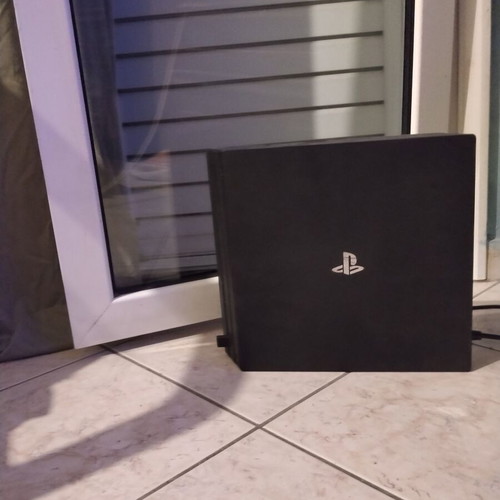 PlayStation 4 Pro console 500GB, Sony