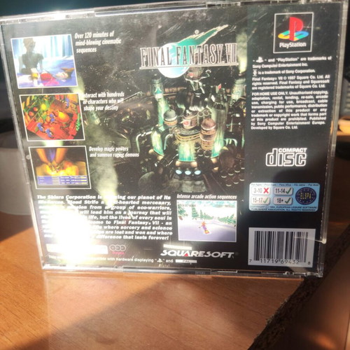 Final Fantasy VII PS1 with demo disc like new, English manual