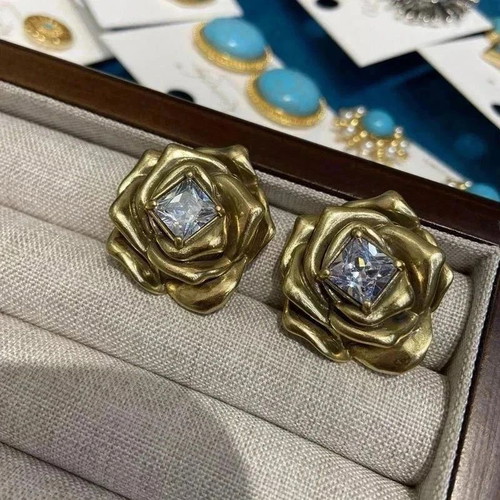 Vintage Gold Tone Rose Stud Earrings with Crystal