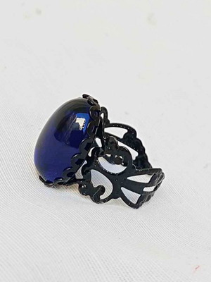 Ring with black and blue crystal new