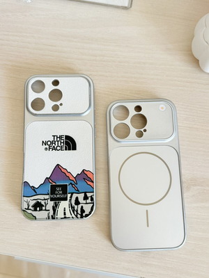 Phone cases for 16 Pro Max and 17 Pro Max like new