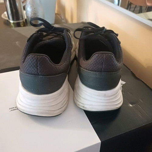 Adidas Cloudfoam athletic shoes like new, size 45, black