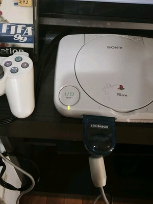 FIFA 99 PlayStation 1 slim used, complete with CD and manual