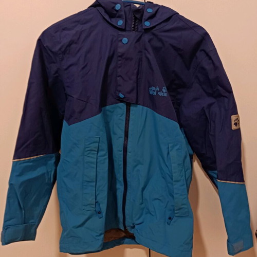 Jack Wolfskin kids jacket like new, size 140, blue
