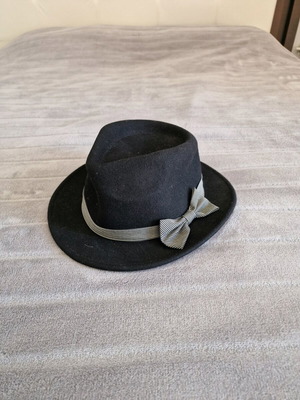 Fedora hat black, 100% cotton, like new