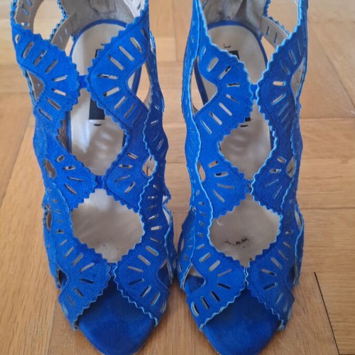 Zara sandals like new, blue suede with laser-cut design