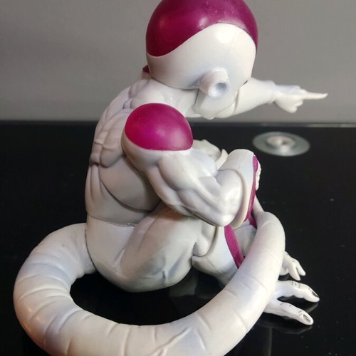 Dragon Ball Frieza figure 12 cm like new