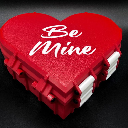 Valentine Heart Box rugged style new size 16x14x6