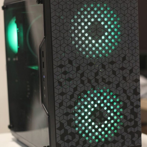 Gaming PC used with Ryzen 5 5600X, Radeon 6650XT, 32GB RAM