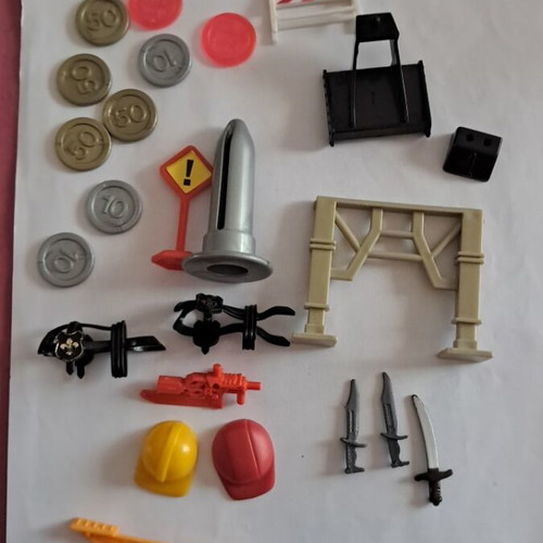 Toy set like new, assorted pieces