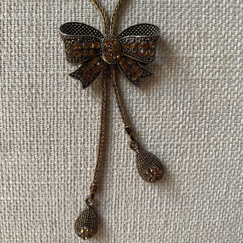Vintage jewelry set used, necklace and earrings gold-colored