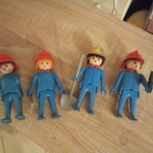 playmobil 4 vintage firefighters