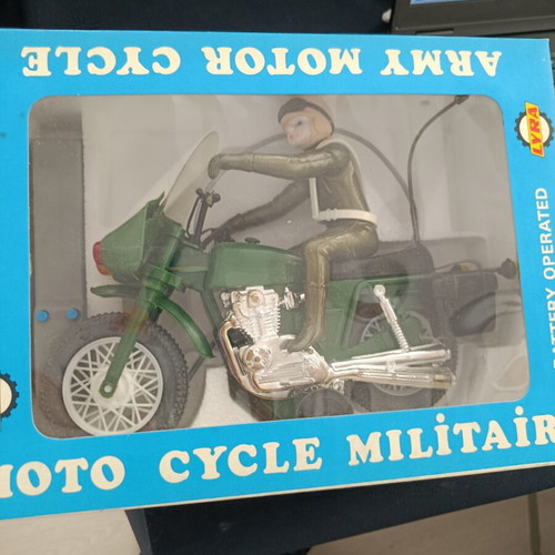 Παιχνίδι Lyra No 550 army motorcycle σαν καινούργιο