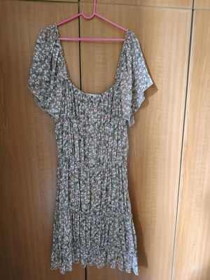 Country/boho dress like new, beige, with belt and inner lining