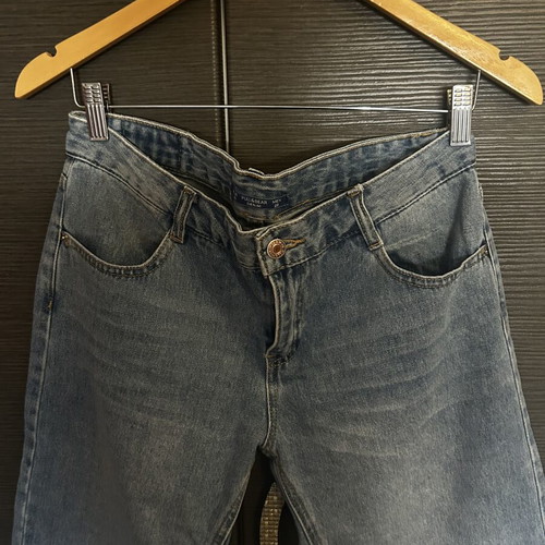 Pull & Bear Capri Pants size 36 like new, blue with frayed hems