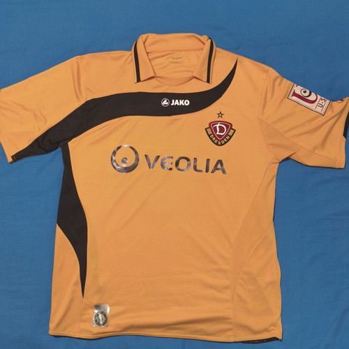 Dynamo Dresden 2008/09 Home Jersey size L new, authentic