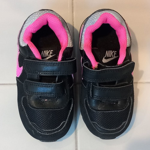 Αθλητικά παπούτσια Nike για κορίτσια Νο.22 μεταχειρισμένα