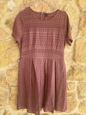Vero Moda dusty rose lace short sleeve dress XL like new